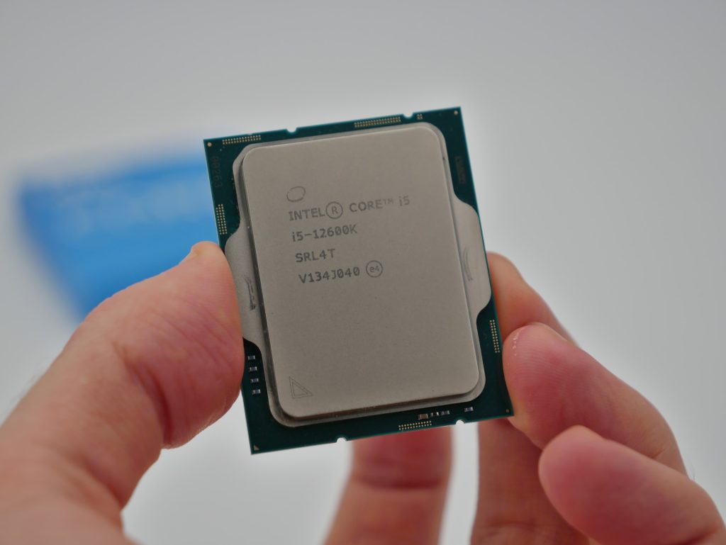 Intel Core i5 12600K 9